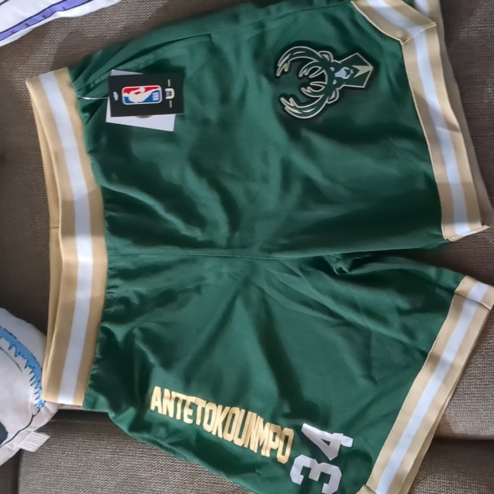 Bucks shorts